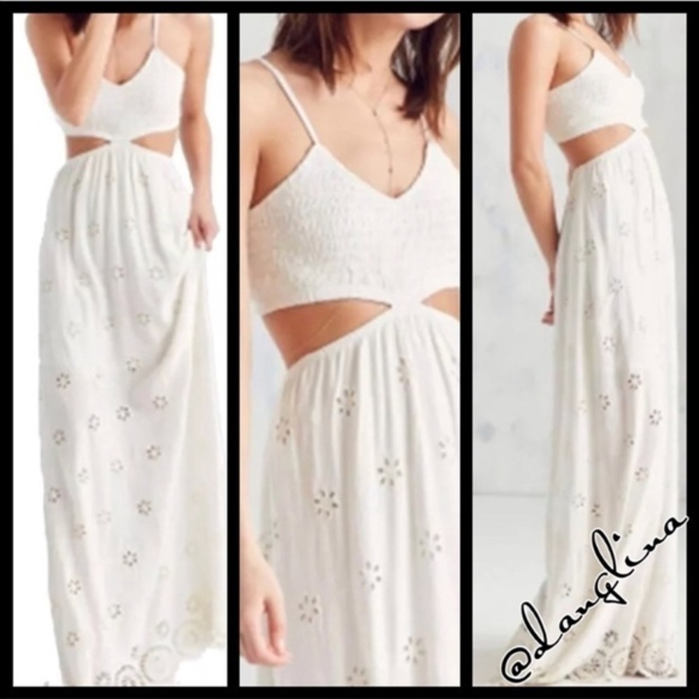 ❣️ Sale was 45$ down sizing❣️White beach dress